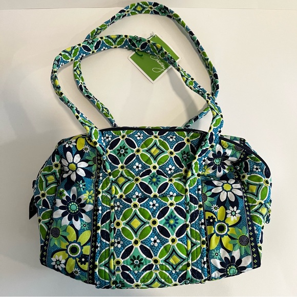 Vera Bradley Handbags - Vera Bradley Handbag Daisy Daisy Pattern NWT